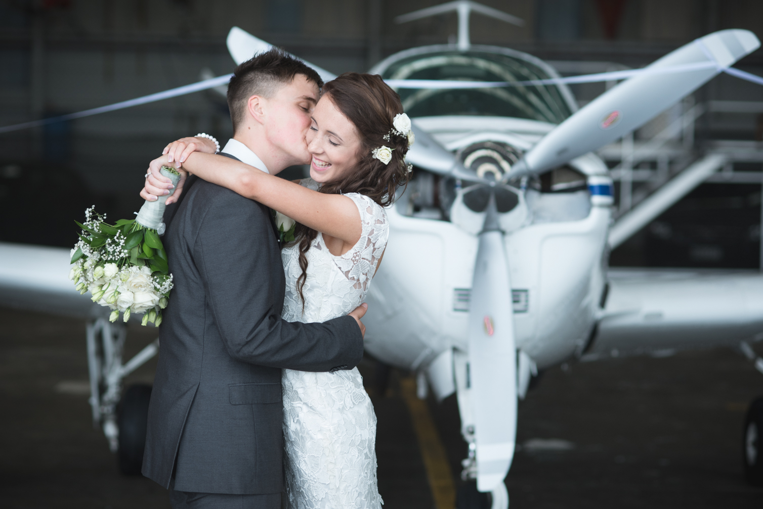 Queenstown-Wedding-Photographer-Invercargill-Wedding-Photographer-New-Zealand-Destination-aviation47