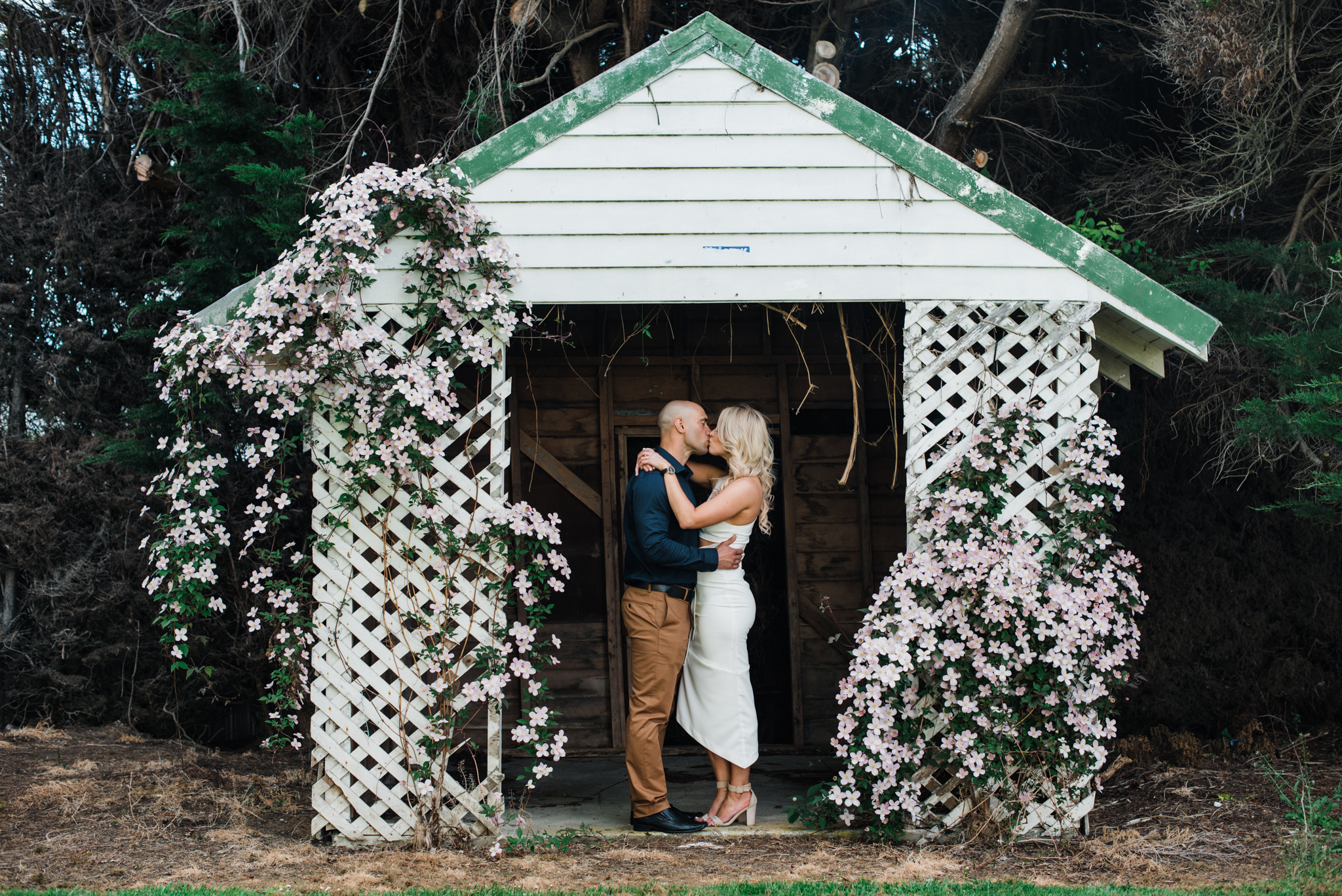 Invercargill-Queenstown-Engagement-Wedding-Photographer-Wanaka-Te-Anau-River-Ridge-Catlins-0006