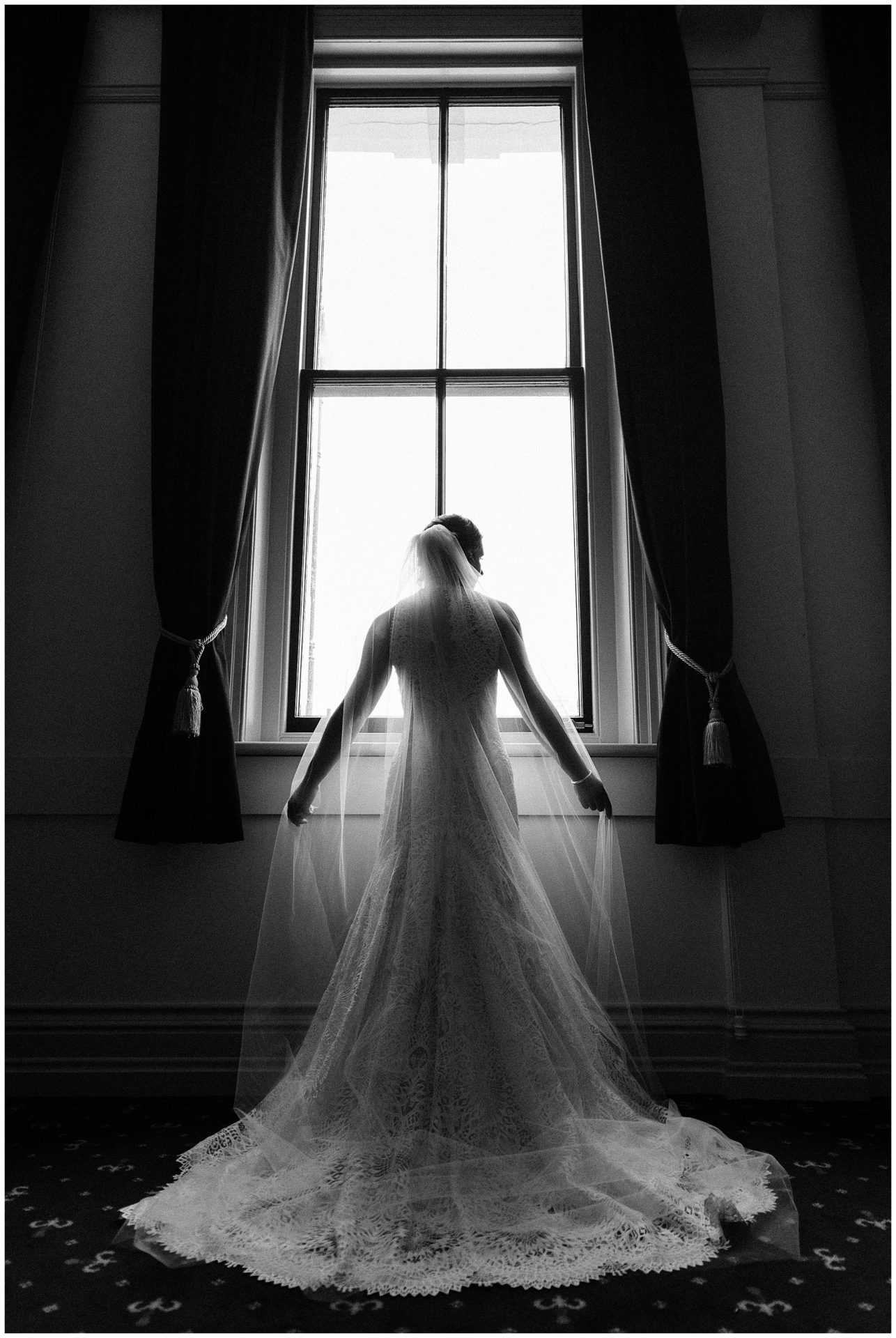 Invercargill-civic-theatre-wedding-photographer-southland