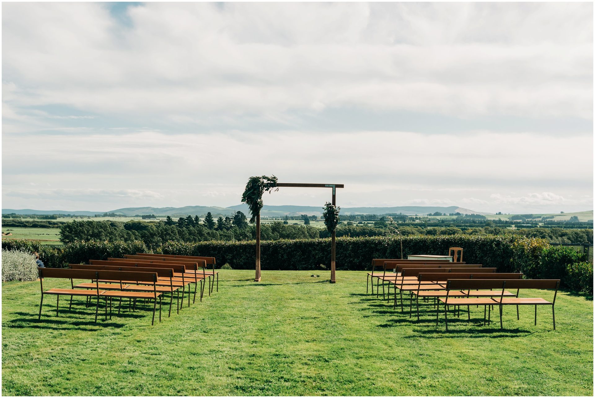 Invercargill-Christchurch-Wedding-Photographer-Farm-Brooke-Aidan00001