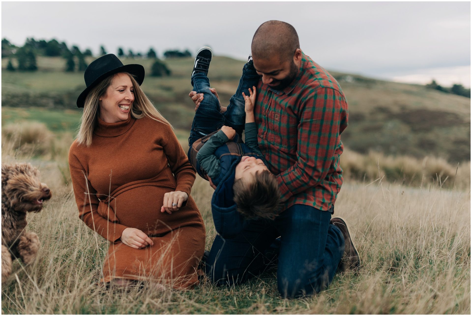 Christchurch-Family-Photographer-maternity-port-hills