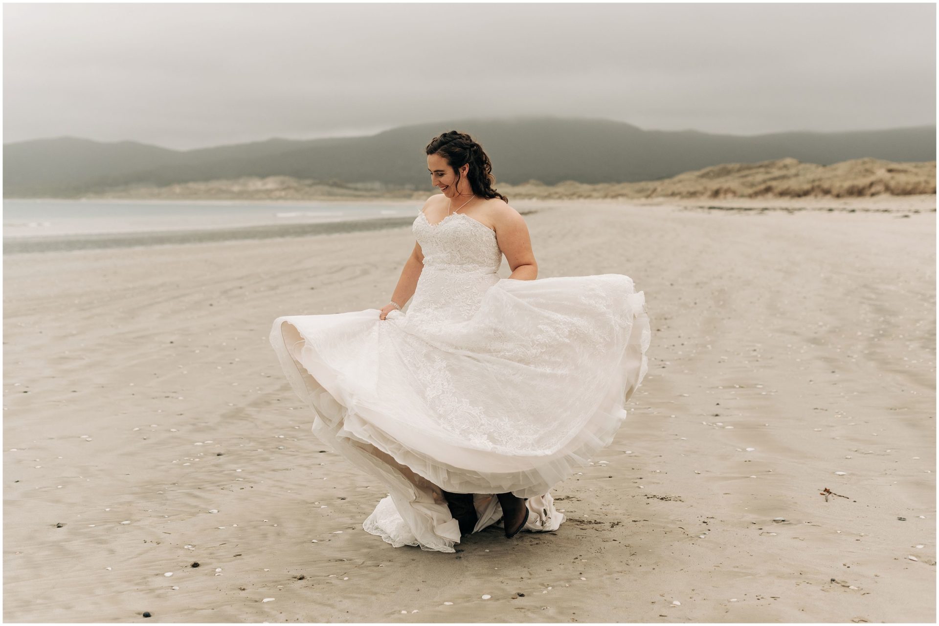 stewart-island-wedding-gutter-helicopter-bride-twirl