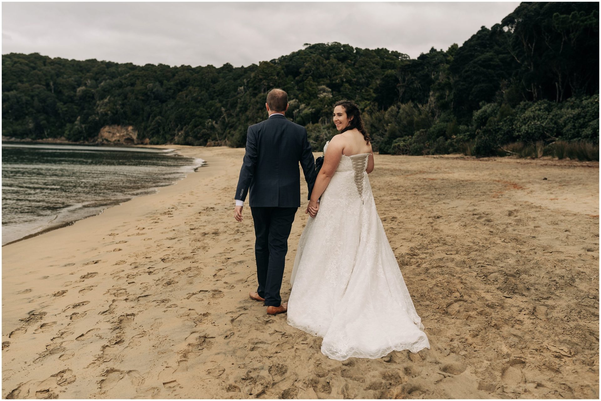 bridal-party-beach-ulva-island-wedding-stewart-nz