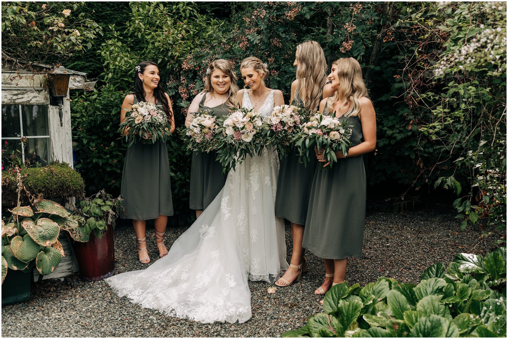 bridesmaids-olive-sage-kilt-hawthorn-garden-invercargill