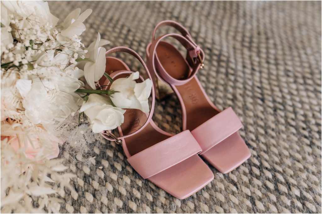 pink mi piaci shoes wedding bride catlins wedding photographer christchurch